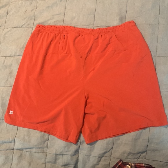 All In Motion shorts - Picture 4 of 4